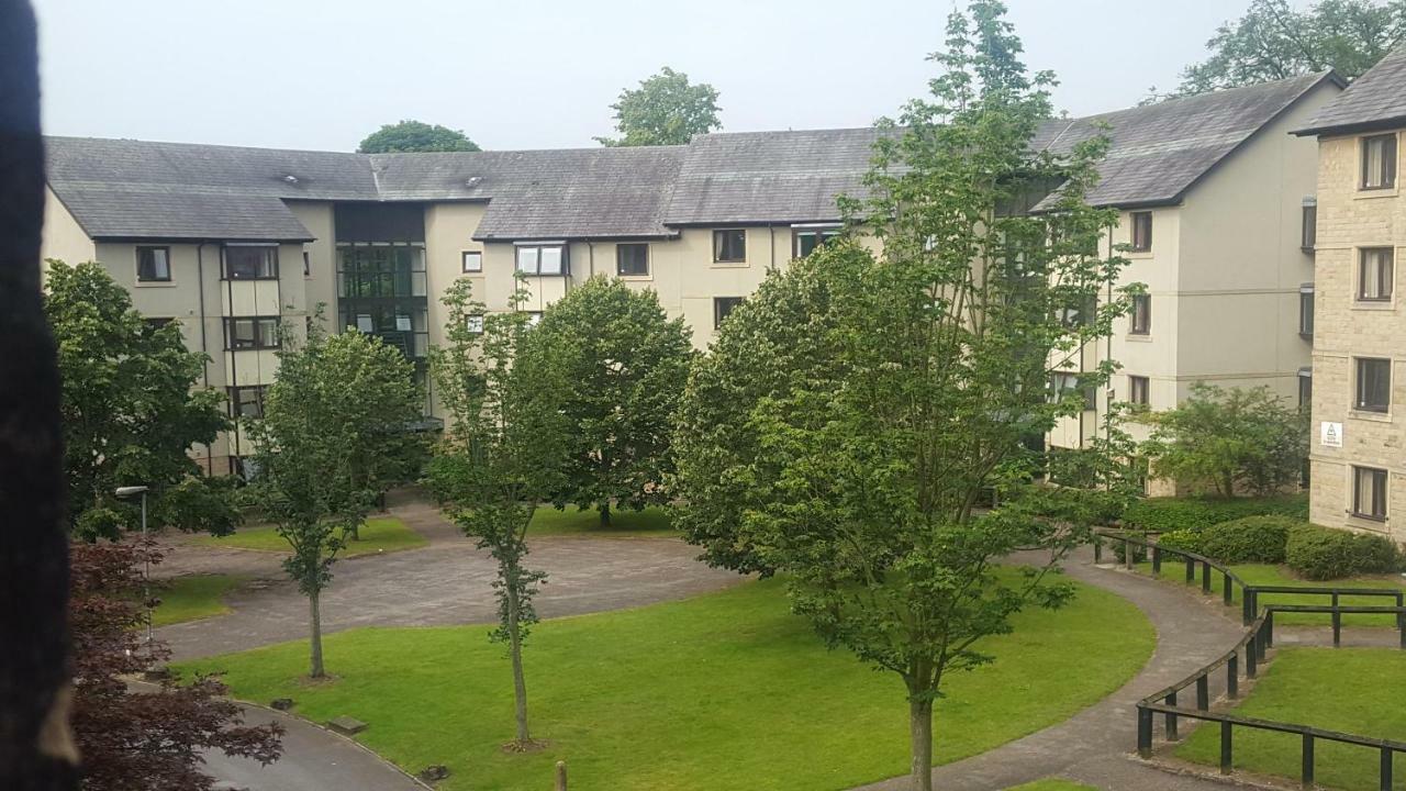 Oxley Hall-Campus Residence Leeds  Exterior photo